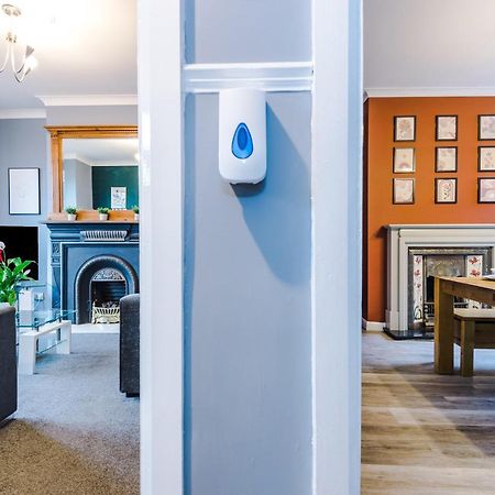 Spacious Modern Chester Home - Great Location Bagian luar foto